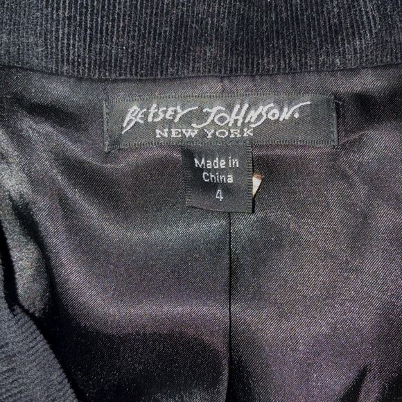 Stunning RARE Vintage 90s  Embroidered Black Betsey Johnson Coat - Picture 6 of 7